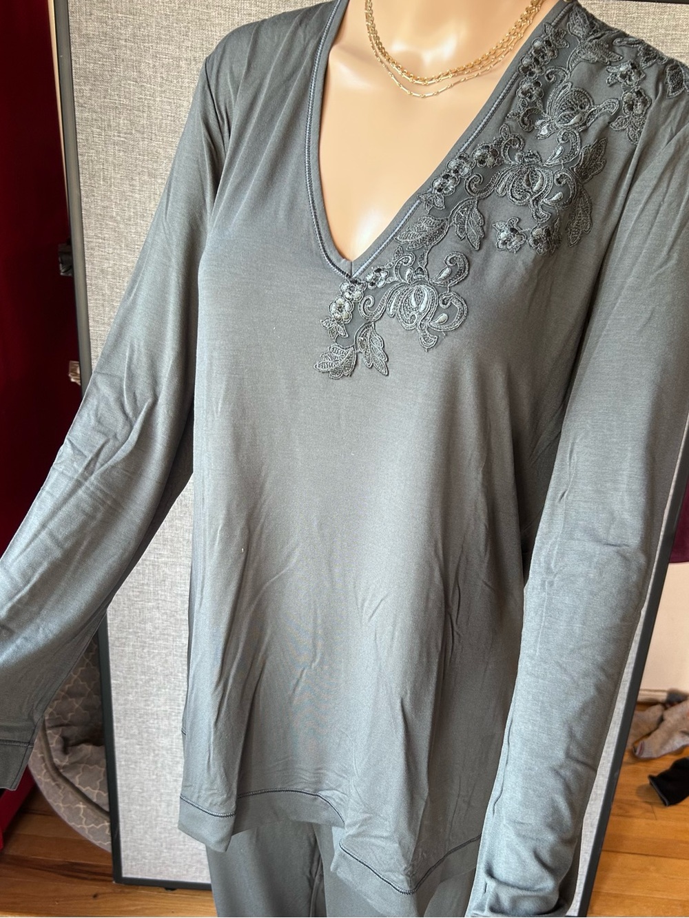 La Perla Luxury Pajama / Lounge Top & Bottom Charcoal NWT